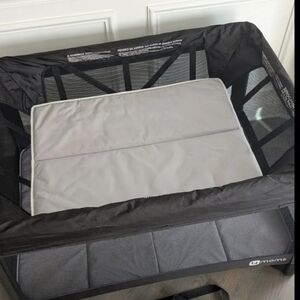 4moms Breeze GO Playpen Bassinet & Bassinet Pad Only